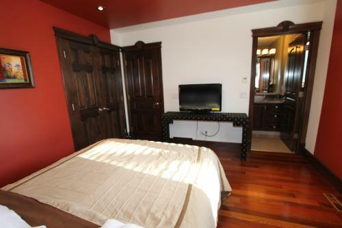 Hostal Westmount River Inn