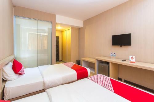Oyo 663 Hotel Sejati