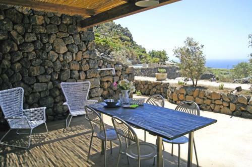 Agroturismo Dammusi Sciuvechi Resort