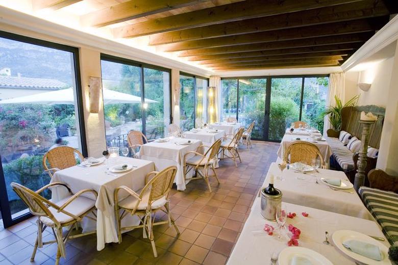 Hotel Can Quatre