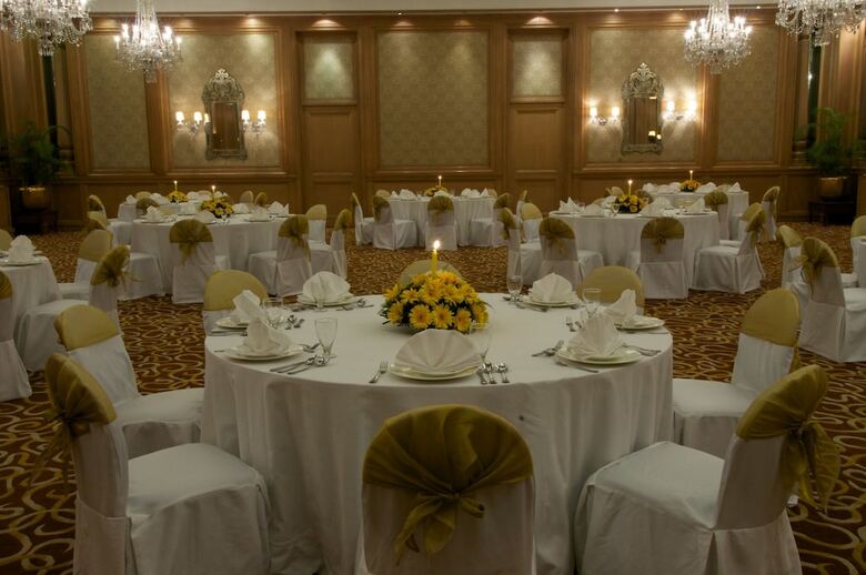 Hotel Vivanta By Taj Gomti Nagar
