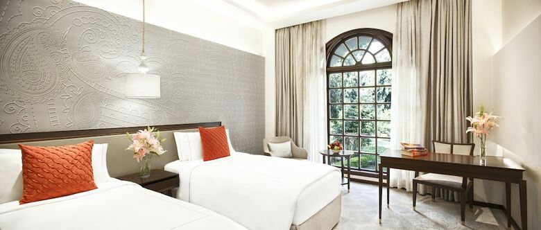 Hotel Vivanta By Taj Gomti Nagar
