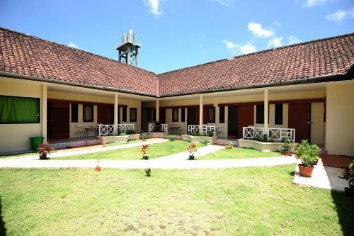 Hostal Do It Yourself Inn