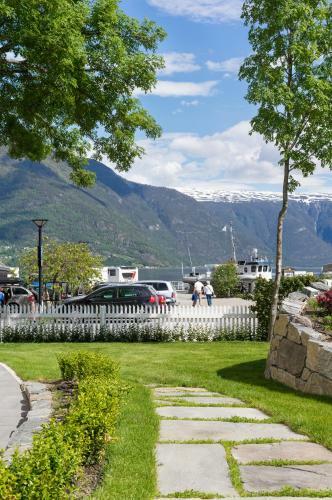 Walaker Hotel