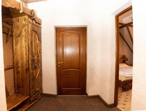 Lodge Complex Khizhki