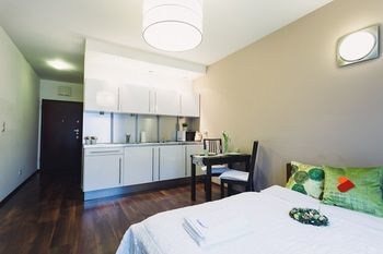 Davinci - Angel City Apartments
