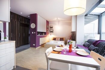 Davinci - Angel City Apartments