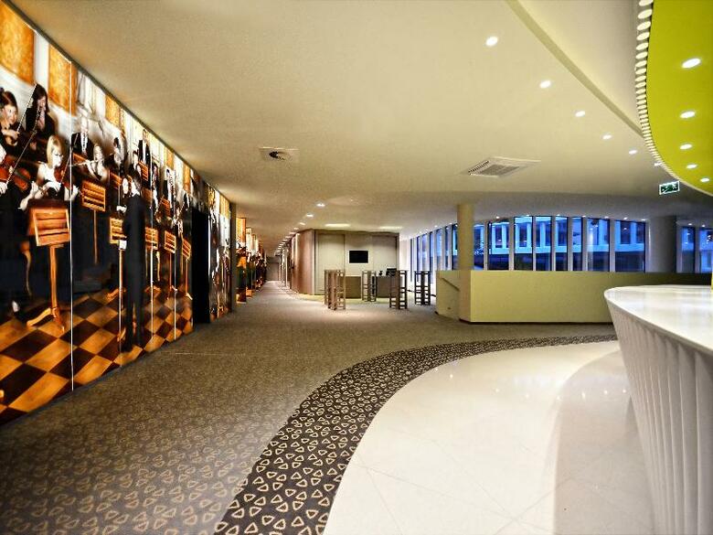 Sound Garden Hotel