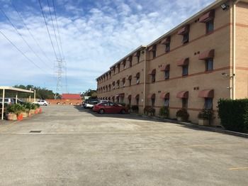 Sleep Express Motel