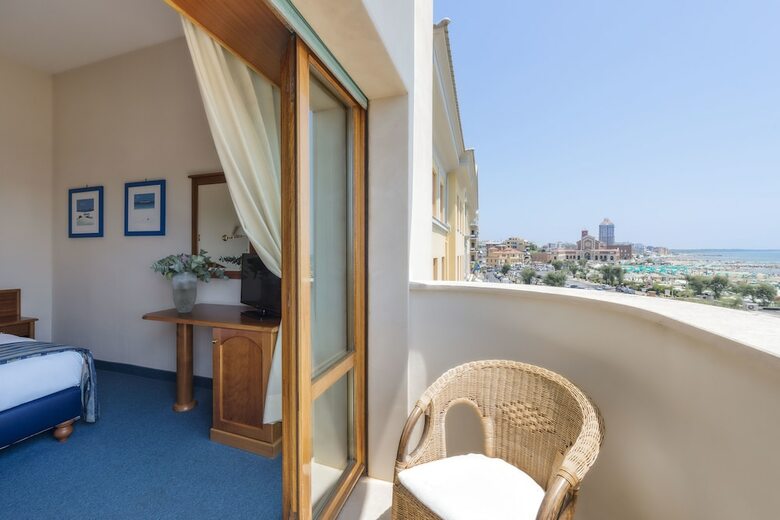 Astura Palace Hotel