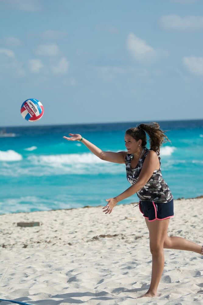 Hotel Seadust Cancun Family Resort