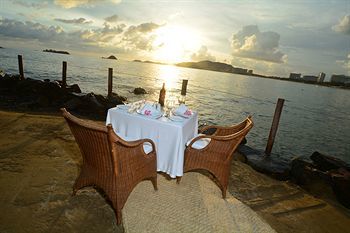 Hotel Loma Del Mar
