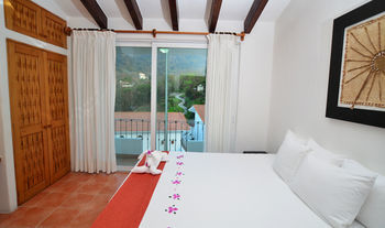 Hotel Loma Del Mar