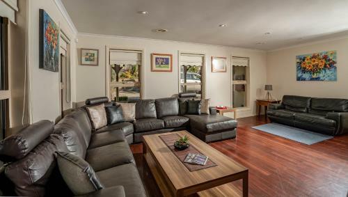Serviced Houses Melbourne Airport