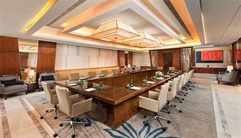 Sheraton Changchun Jingyuetan Hotel
