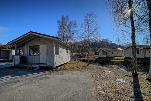 J�lstraholmen Camping Og Hytter