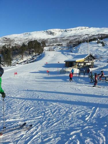 J�lstraholmen Camping Og Hytter