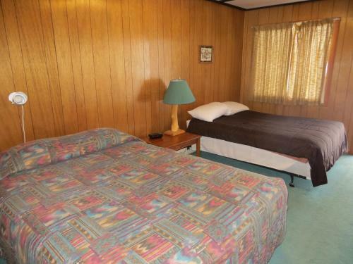 Hotel Black Cat Guest Ranch
