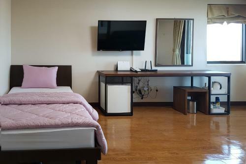 Goodstay Motel Hill