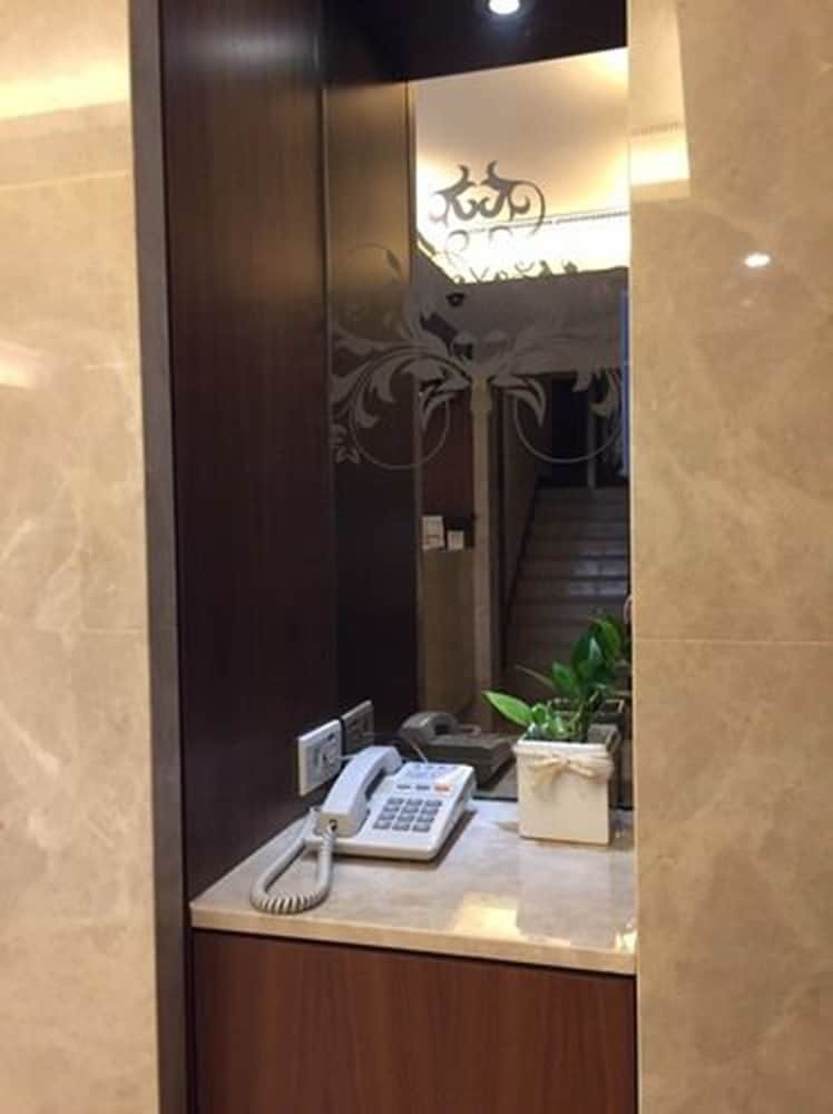 Li Yuan Hotel