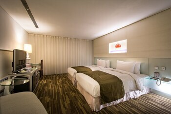 Mai Hotel