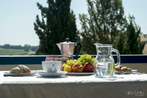 Hostal Villa Moni