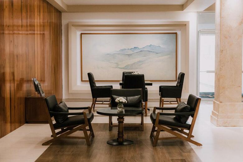 Hotel Leon