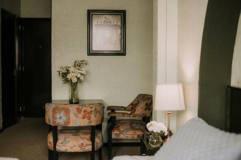Hotel Leon