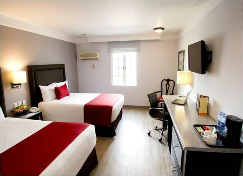 Plaza Camelinas Hotel