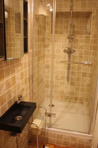 Hostal G�tes De La Perri�re