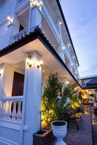 The Lion King Hotel Udonthani