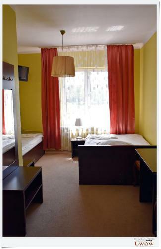 Hostal Lw�w