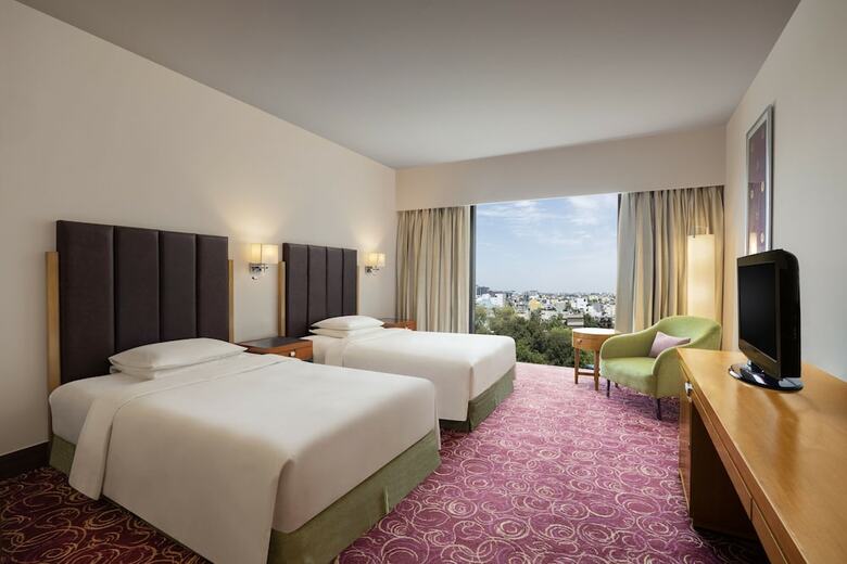 Hotel Courtyard By Marriott Hyderabad