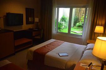 The Lake Hotel Tagaytay