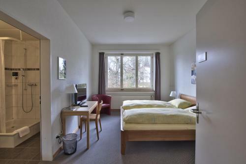 Hostal G�stehaus Nidelbad