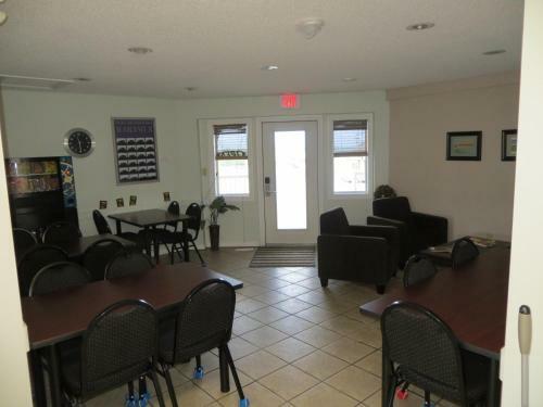Motel Shoreside Inn & Suites