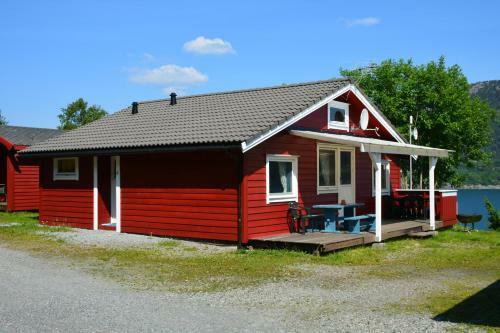 Langenuen Motel & Camping
