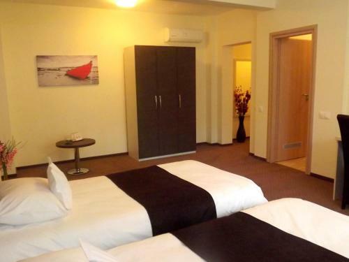 Hotel West Plaza Residence