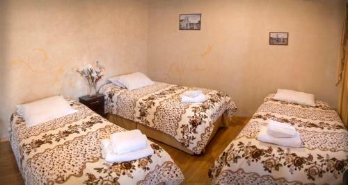 Posada Villa De Tacvnga
