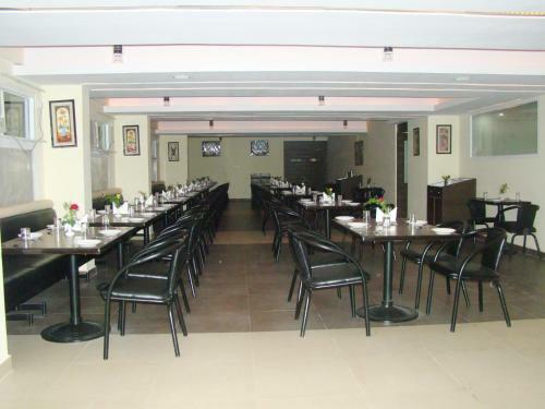 Hotel Grand Bee