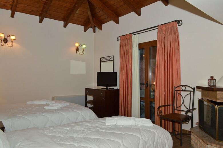Hotel Mikri Archontissa