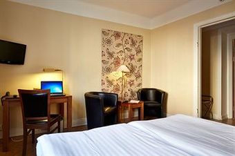City Hotell