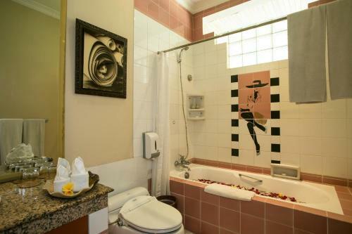 Hotel Parigata Resort And Spa