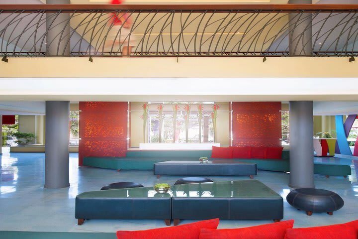 Hotel All Seasons Resort(deluxe)