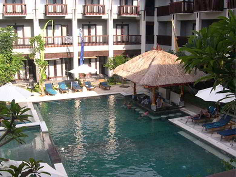 Lokha Legian Hotel
