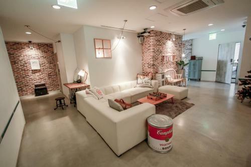 Hostal Mmmiohouse