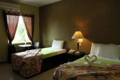 Hotel Camila 2
