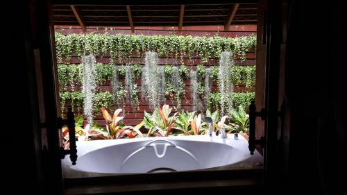 Hotel Sukantara Cascade Resort And Spa