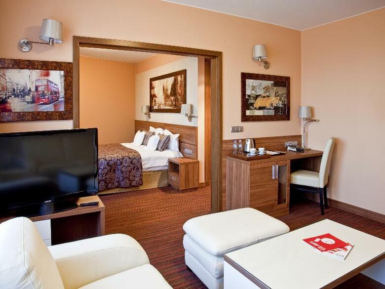 Haston City Hotel