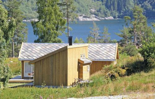 Holiday Home Hjelmeland Sandangerv�gen